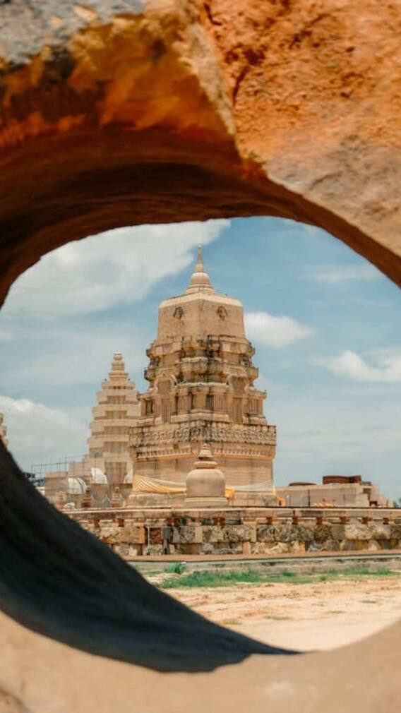 भारत में कहां है सबसे पुराना मंदिर?