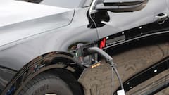 HD Kumaraswamy Launches PM E-DRIVE Incentive Scheme For Electric Trucks, Rs 10,900 Cr Outlay Over 2 Years