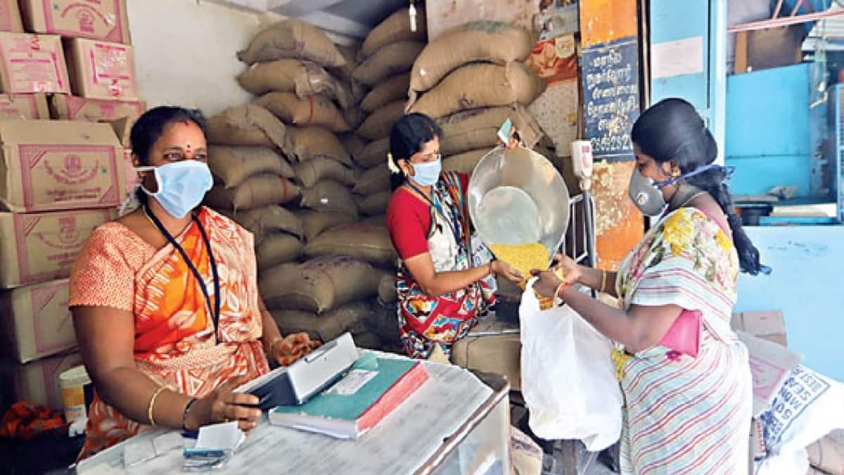 ஹாப்பி! இனி வீடு தேடி வரும் ரேஷன் பொருட்கள்.. தேதியை குறிச்சுக்கோங்க மக்களே