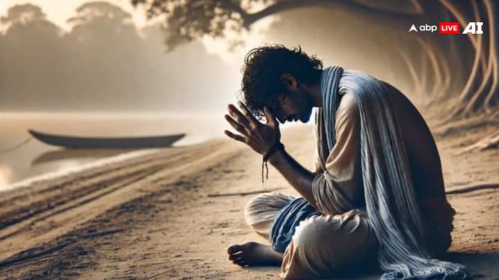 सावन के पवित्र महीने में आपको प्रतिदिन भगवान शिव के मंत्रों का जाप करना चाहिए. ऐसा करने से भगवान शिव अपने भक्तों से काफी प्रसन्न होते हैं.