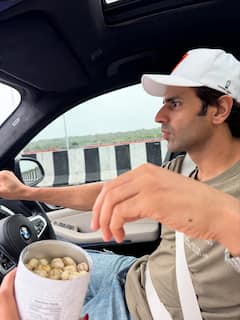 ‘Jee Len Zara’: Divyanka Tripathi Drops Romantic Pics From Her 9th Anniversary With Vivek