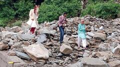 हिमाचल के मंडी में लैंडस्लाइड ने रोक दिया बारात का रास्ता! दूल्हे को दुल्हन तक पुलिस ने ऐसे पहुंचाया