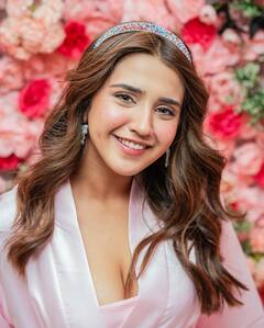 बेहद खूबसूरत हैं अजय देवगन की 'बेटी', शाहरुख खान के 'बेटे' पर है क्रश! फोटो के साथ करती थीं ये काम?