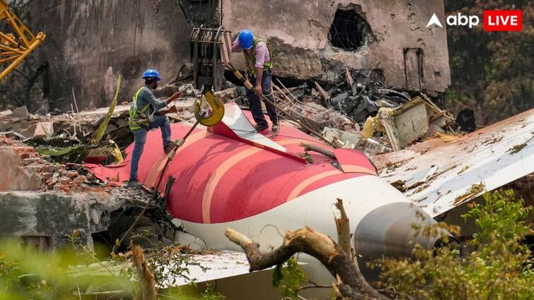 Ahmedabad plane crash AAIB initial report Air India CEO says not found Mechanical Or Maintenance Issues 'प्लेन में नहीं थी कोई मैकेनिकल या मेंटेनेस से जुड़ी खराबी', अहमदाबाद हादसे की रिपोर्ट पर एअर इंडिया के CEO का पहला रिएक्शन 