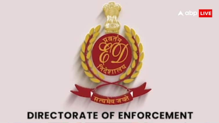 7 किलो सोना, 62 किलो चांदी, 1 करोड़ से ज्यादा कैश... फर्जी कॉल सेंटर पर ED की छापेमारी में क्या-क्या मिला? ED raided Ahmedabad Jaipur Jabalpur and Pune connection with investigation of cyber fraud fake call center ann 7 किलो सोना, 62 किलो चांदी, 1 करोड़ से ज्यादा कैश... फर्जी कॉल सेंटर पर ED की छापेमारी में क्या-क्या मिला?