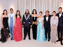 भारतातलं शाही लग्न ! अनंत अंबानी आणि राधिका मर्चंट यांच्या भव्य विवाहसोहळ्याला एक वर्ष पूर्ण; आठवणींना उजाळा 