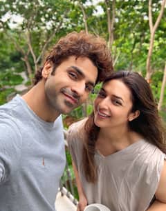 ट्रिप पर पति विवेक संग रोमांटिक हुईं दिव्यांका त्रिपाठी, प्यारी तस्वीरें शेयर कर लिखा- ' क्योंकि जिंदगी ना मिलेगी दोबारा...'