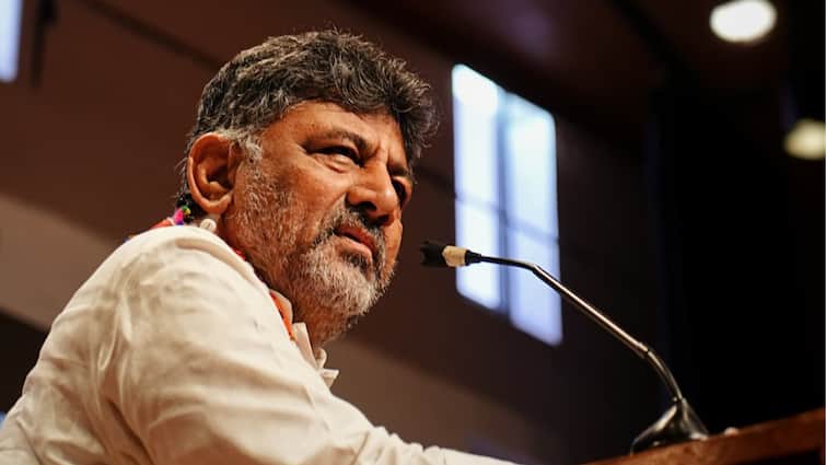 ‘Grab The Chair Once You Get It’: Shivakumar’s Quip Rekindles Leadership Change Buzz In K’taka