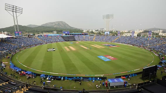 50 चौके और 22 छक्के, इस बल्लेबाज ने बनडे में बना डाले 404 रन; टीम ने बनाया 770 का स्कोर