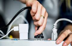 Electric shock:કરંટ લાગે તો સૌથી પ્રથમ શું કરવું, આ ઉપાયથી બચાવી શકો છો જિંદગી