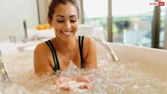 नहाने से पहले शरीर पर नमक रगड़ने से क्या होता है? जान लीजिए जवाब