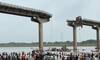 Bridge collapse: દુર્ઘટનાના પહેલાનો વીડિયો, જુઓ કેવી હતી  જર્જરિત  હાલત, અપીલની  ગંભીરતા સમજાય  હોત,  ન સર્જાત કરૂણાંતિકા