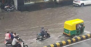 Gujarat Rain: વીજળીના કડાકા સાથે આજે આ જિલ્લાઓમાં ધોધમાર વરસાદનું એલર્ટ 
