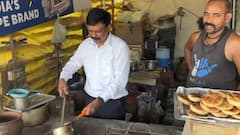 नवादा में IAS एस सिद्धार्थ का दिखा अनोखा रूप, टी स्टॉल में बनाई चाय, मदरसे के बच्चों को किया सलाम