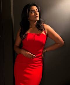 Eesha Rebba: સાઉથ એક્ટ્રેસ ઈશા રેબ્બાનું રેડ લૂકમાં ગ્લેમરસ ફોટોશૂટ, જુઓ શાનદાર તસવીરો