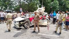 देवघर से दर्शन करके लौट रही कार हुई दुर्घटना की शिकार, 4 श्रद्धालुओं की मौत