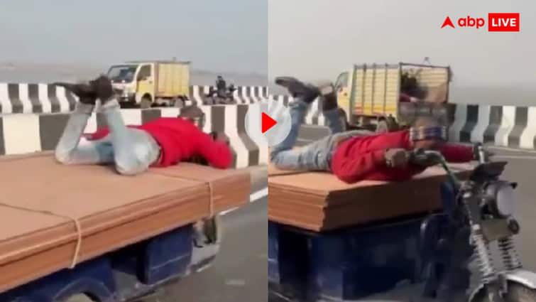 ई बिहार है बाबू...ई-रिक्शा ड्राइवर की ड्राइविंग स्किल्स देखकर कांप जाएगा कलेजा; वायरल हो रहा वीडियो E rickshaw driver drove his vehicle lying down and drove it as if it was an airplane video goes viral ई बिहार है बाबू...ई-रिक्शा ड्राइवर की ड्राइविंग स्किल्स देखकर कांप जाएगा कलेजा; वायरल हो रहा वीडियो