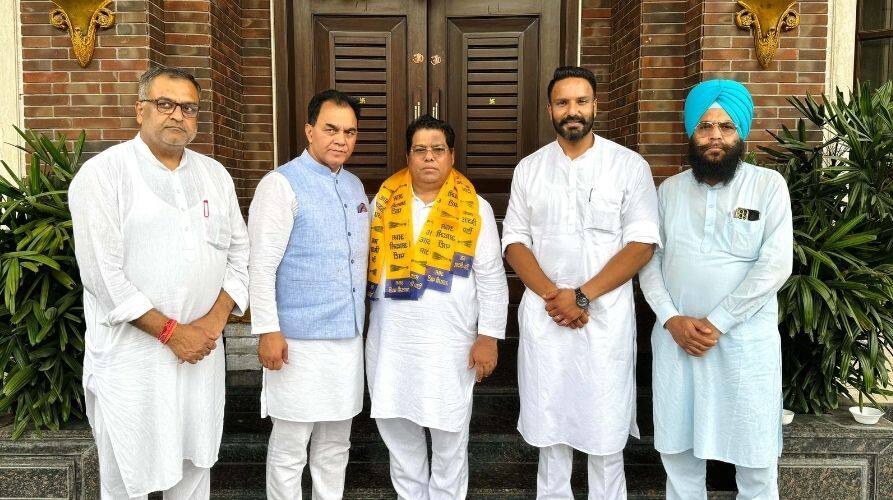 Punjab News: ਪੰਜਾਬ ਦੀ ਸਿਆਸਤ 'ਚ ਮੱਚੀ ਹਲਚਲ, ਇਸ ਪਾਰਟੀ ਦਾ ਆਗੂ 'AAP' 'ਚ ਸ਼ਾਮਲ; ਜਾਣੋ ਕਿਉਂ ਬਦਲੀ ਪਾਰਟੀ...