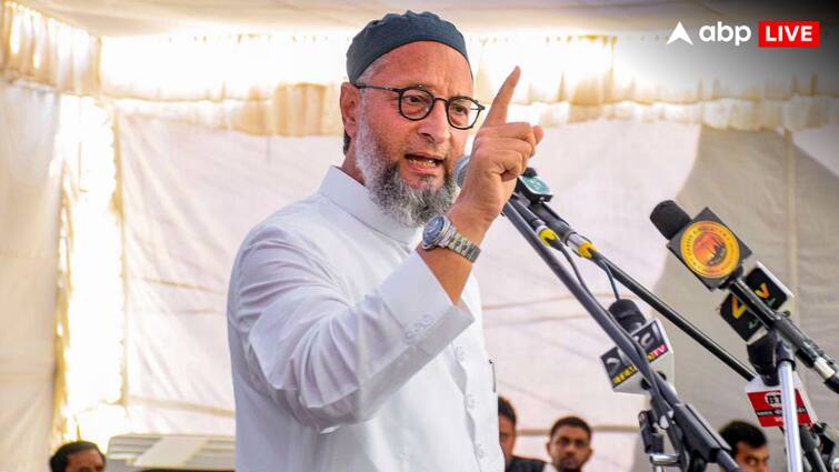 बिहार वोटर लिस्ट रिवीजन पर फिर भड़के ओवैसी, बोले- 'EC को नागरिकता तय करने का...' aimim chief asaduddin owaisi raises question on eci over voter revision in bihar accusing for harrasing poor people बिहार वोटर लिस्ट रिवीजन पर फिर भड़के ओवैसी, बोले- 'EC को नागरिकता तय करने का...'