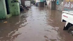 Bhavnagar rain: ભાવનગરમાં 1 ઇંચ વરસાદથી શહેરના અનેક ઘરમાં પાણી ઘુસી ગયા, મનપાની પ્રિ-મોન્સુન કામગીરી પર સવાલ!