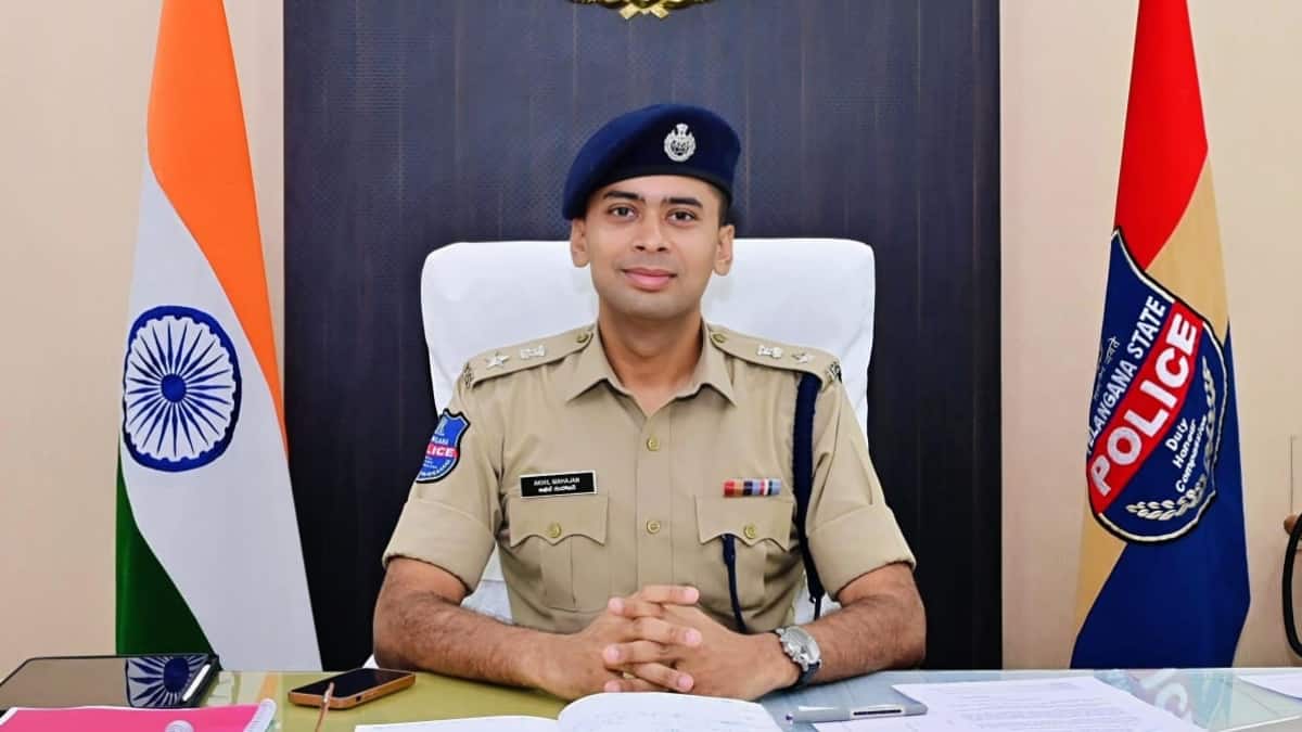 Adilabad Crime News: ఆదిలాబాద్ జిల్లాలో భారీ బ్లాక్ మెయిలింగ్ దందా- 11 మందిపై కేసు నమోదు, నలుగురి అరెస్ట్