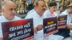 जम्मू-कश्मीर: नायब तहसीलदार परीक्षा में उर्दू अनिवार्य, बीजेपी का उमर सरकार पर वादाखिलाफी का आरोप