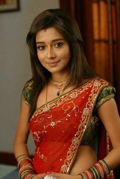 'उतरन' की सीधी-सादी इच्छा का गजब का ट्रांसफोर्मेशन, तस्वीरें छुड़ा देंगी पसीने