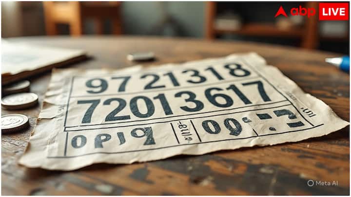 जैसे किसी व्यक्ति को अचानक से कहीं से बहुत सारा पैसा मिल जाए तो कहा जाता है कि उसकी तो लॉटरी लग गई, लेकिन कुछ जगह लॉटरी असल में भी खेली जाती है. इसमें बहुत सारे लोग भाग लेते हैं. टिकटों की खरीद-फरोख्त होती है और फिर निकलता है किसी एक नंबर की लॉटरी.