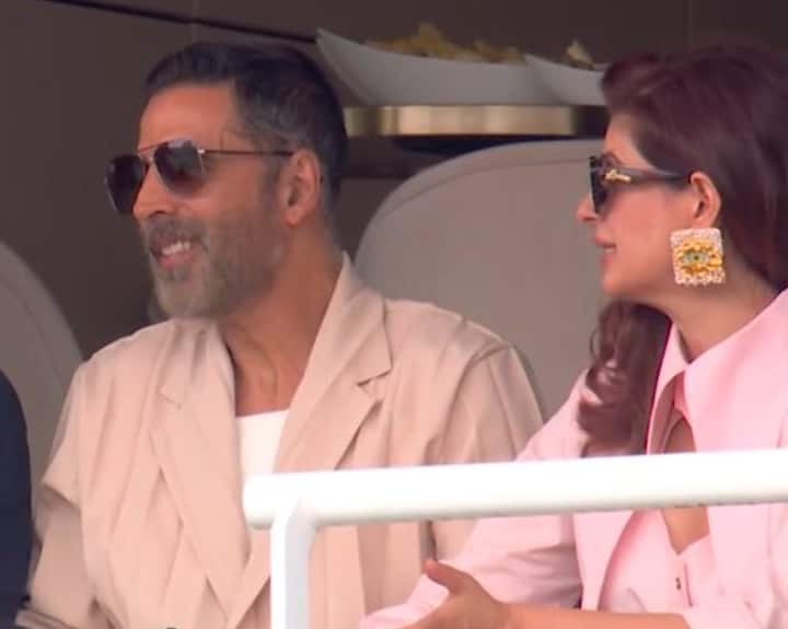 Bollywood's 'Khiladi' Akshay Kumar along with his wife Twinkle Khanna reached the Lord's ground on Monday. Where the fifth day of the third Test between India and England is going on.