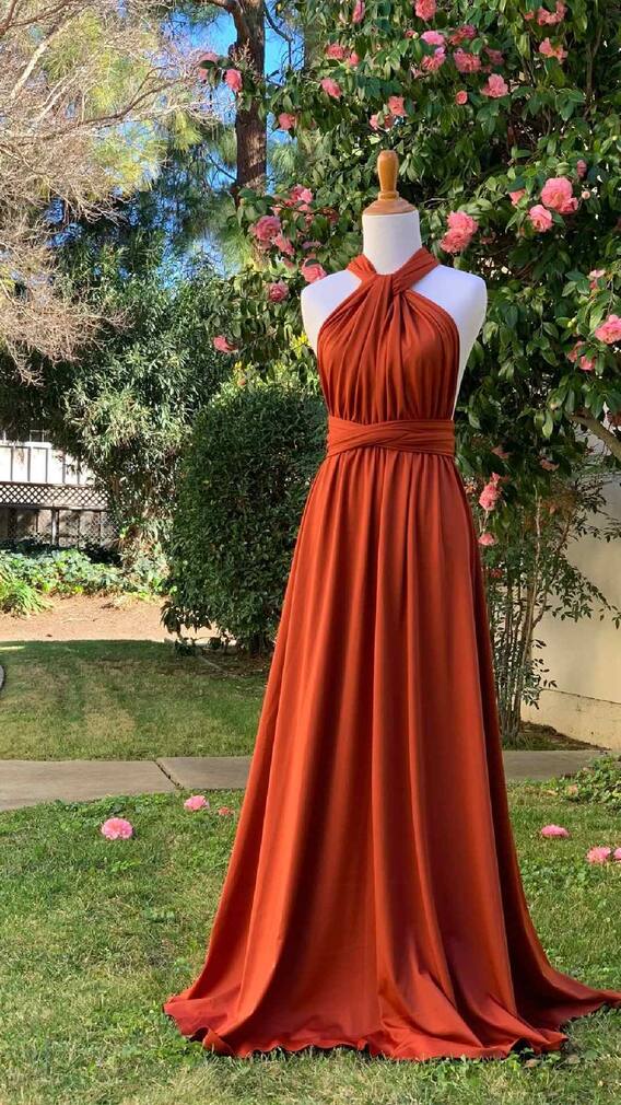 कोणत्या दिवशी कोणत्या रंगाचे कपडे घालावे ?