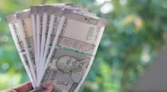 8th Pay Commission: કર્મચારીઓ માટે ખુશી સમાચાર, 18 હજારથી વધીને 51 હજાર થઈ શકે છે બેઝિક પગાર !