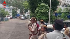 নবান্ন নয়, শিবপুর পুলিশ লাইনে চাকরিহারাদের বৈঠক মুখ্যসচিবের সঙ্গে