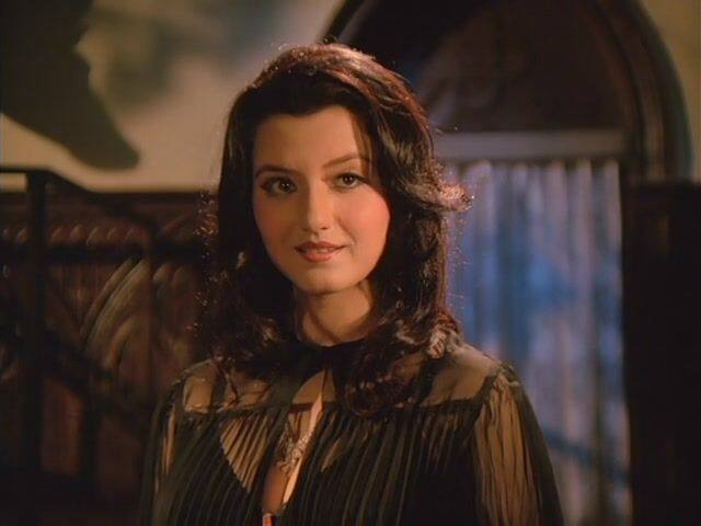Jasmine Dhunna had gained a lot of popularity from the 1988 film Veerana. There were reports that Dawood Ibrahim had also become crazy after seeing her beauty. Along with this, stories of romance with the actress's Dawood Ibrahim also spread everywhere. Troubled by all these things, Jasmine Dhunna decided to leave the country.
