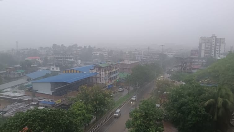 Heavy Rain Lashes Guwahati Day After Temperature Records Break In Assam, Arunachal; Yellow Aler