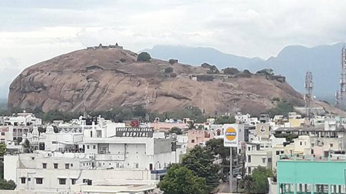 தொழில் முனைவோருக்கு பொன்னான வாய்ப்பு! மானியத்துடன் கடன், உங்களுக்காக காத்திருக்கிறது!