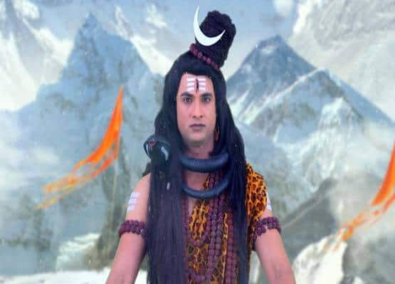 In the show 'Neei Chhatri Wale', Himanshu Soni played a special character in the role of Shiva who solves his problem by becoming a common friend in the life of a simple devotee.