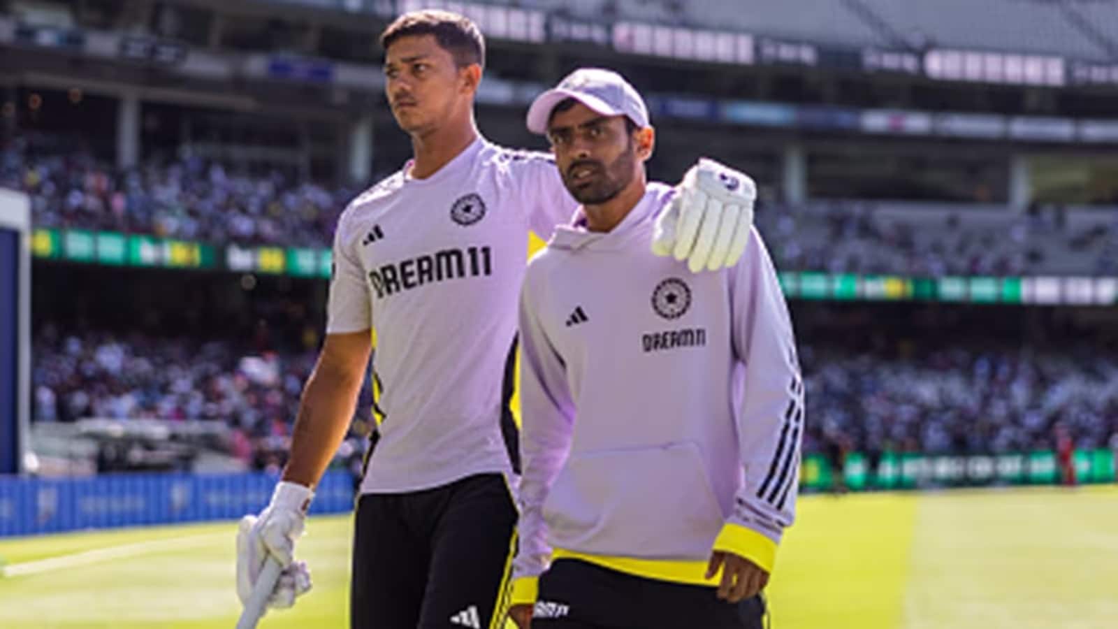 Abhimanyu Easwaran: கருண் நாயரை விடுங்க.. அபிமன்யு ஈஸ்வரனையும் யோசிங்க! இந்திய அணியில் வஞ்சிக்கப்படும் தமிழன் - ஒரு சான்ஸ் ப்ளீஸ்