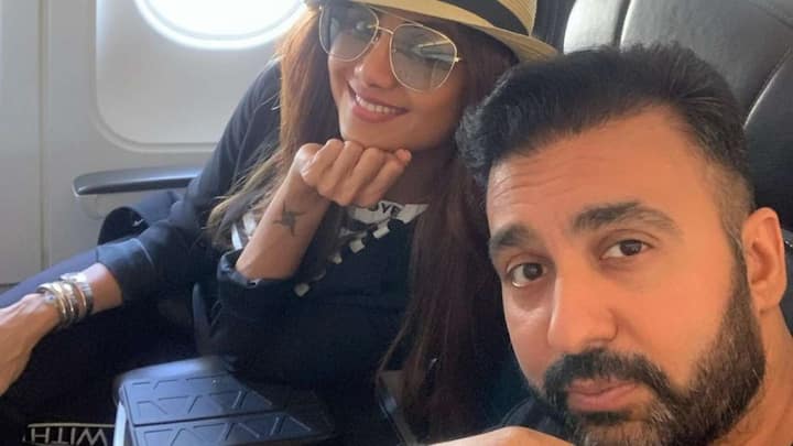 शिल्पा शेट्टी आजकल फिल्मों के अलावा कई रियलिटी शोज में नजर आती हैं. अदाकारा भी प्राइवेट जेट की मालकिन हैं. अक्सर वो अपने फैमिली और दोस्तों के साथ इसमें ट्रैवल करती हैं.