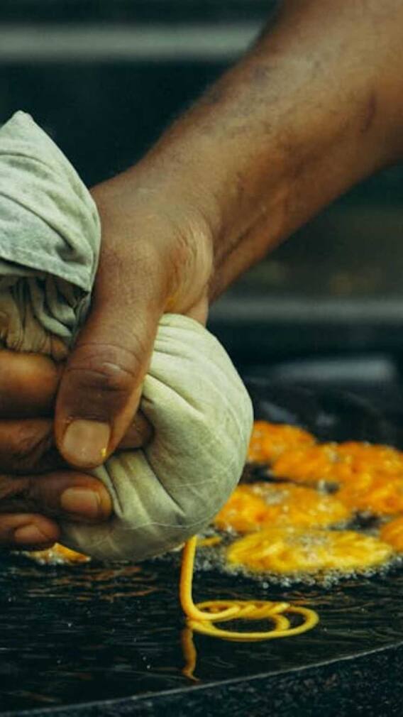 एक दिन में कितने किलो जलेबी खाते हैं भारत के लोग?