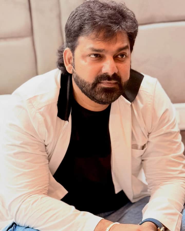 पवन सिंह की नेटवर्थ पर गौर करें तो रिपोर्ट के अनुसार 41 करोड़ रुपये से ज्यादा है. एक फिल्म के लिए अब पवन सिंह 40 से 45 लाख रुपये चार्ज करते हैं.