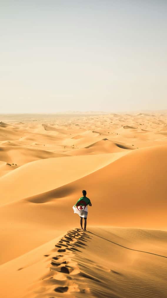 रेगिस्तान में कहां निकला है समुद्र?