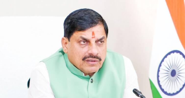 सीएम मोहन यादव ने जिला प्रशासन से रिपोर्ट तलब की, हरदा छात्रावास में लाठीचार्ज का मामला Mohan Yadav sought a report in lathi charge at Harda hostel from district administration सीएम मोहन यादव ने जिला प्रशासन से रिपोर्ट तलब की, हरदा छात्रावास में लाठीचार्ज का मामला