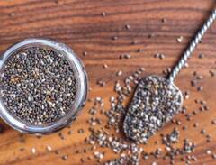 कोलेस्ट्रॉल कंट्रोल करने का नेचुरल तरीका, ये 6 बीज जरूर खाएं