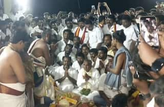 மதுரையில் த.வெ.க., மாநாடு... பூமி பூஜையில் கலந்து கொண்ட புஸ்ஸி ஆனந்த் !