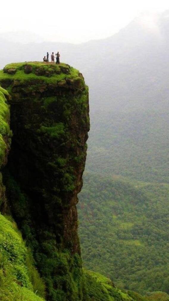 महाराष्ट्र की ये जगहें मानसून में बन जाती हैं जन्नत, यहां जरूर जाएं