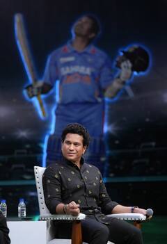 BCCI से सचिन तेंदुलकर को कितनी मिलती है पेंशन? जानें एमएस धोनी से कम है या ज्यादा