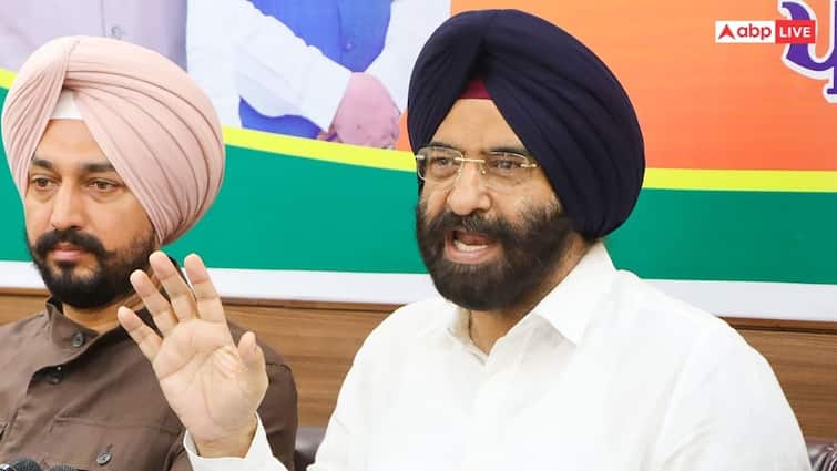 environment minster manjinder singh sirsa on rechecking old vehicle announced during AAP regime Delhi: क्या स्क्रैप लिस्ट में है आपका भी वाहन? जानें- दिल्ली में पुरानी गाड़ियों की स्क्रैपिंग पर सरकार का नया कदम