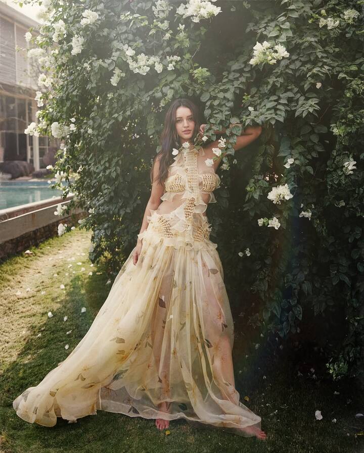 तृप्ति डिमरी ने हाल ही में नवभारत टाइम्स को इंटरव्यू दिया , जिसमें उन्होंने अपनी लाइफ में हुए डिस्क्रिमिनेशन पर खुलकर बात की.