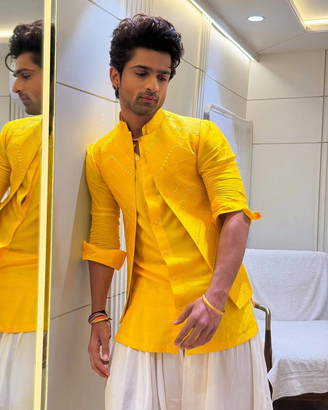The actor said that this incident happened to him when he had come to Mumbai for about 2 months. The actor told that he had come to Mumbai secretly from home and no one knew about this. He had told in the house that he is training in Delhi. But after this accident, he called his mother and told everything crying.