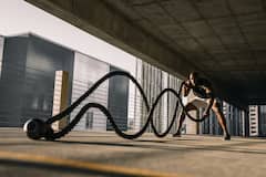 वर्कआऊटपूर्वी आणि नंतर काय खावं?